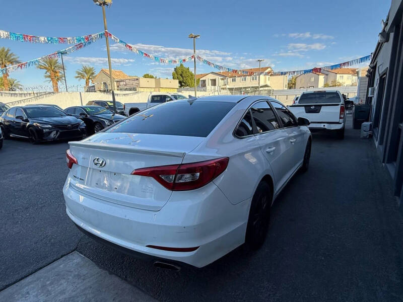 2015 Hyundai Sonata SE