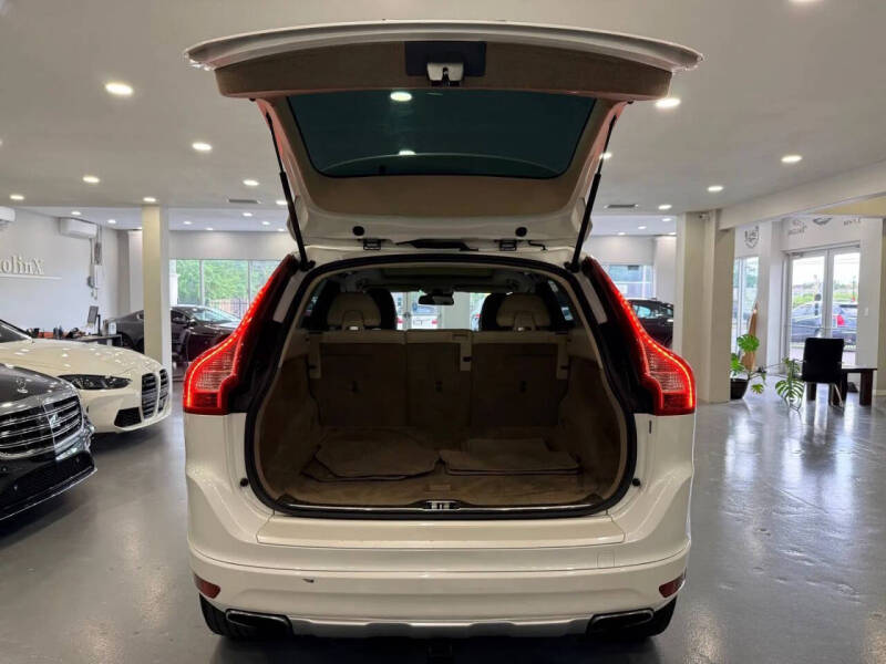 2015 Volvo XC60 T5 Drive-E Premier