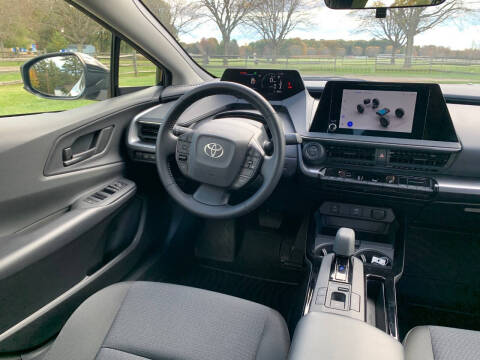 2025 Toyota Prius LE