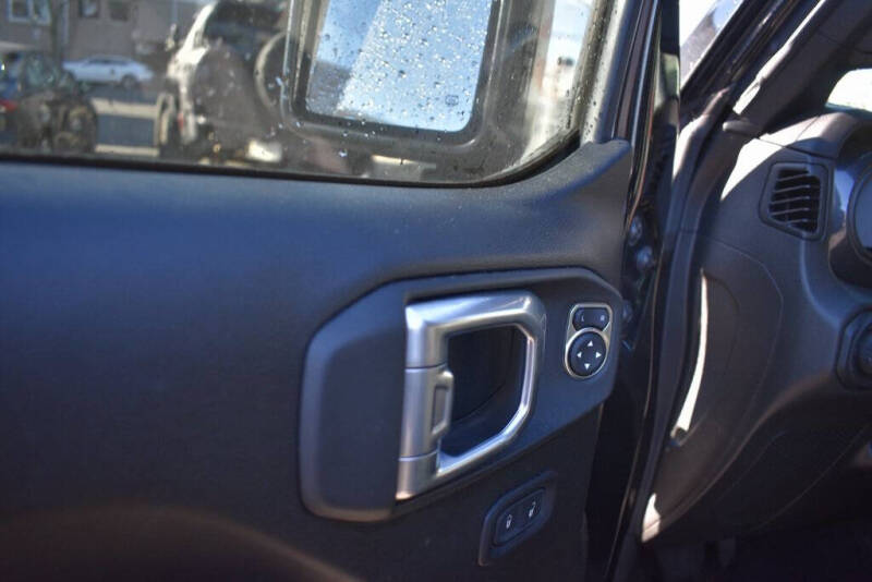 2022 Jeep Gladiator Altitude