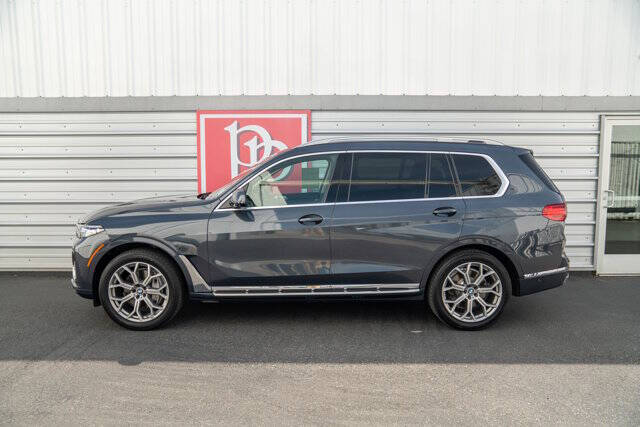 2019 BMW X7 47