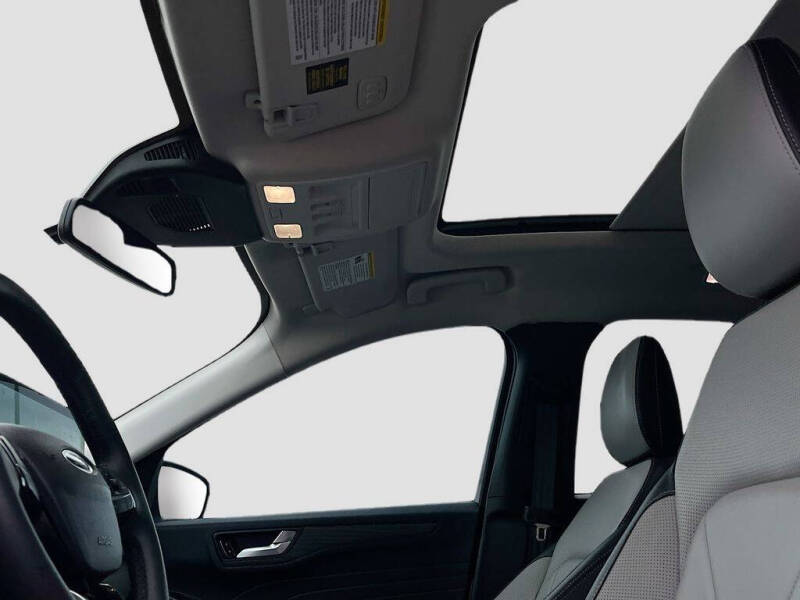 2025 Ford Escape Platinum
