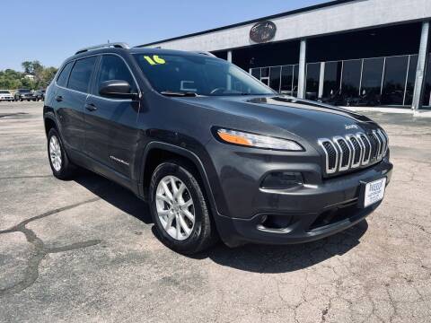 2016 Jeep Cherokee for sale at ANDERSON MOTORCARS in Okemah OK