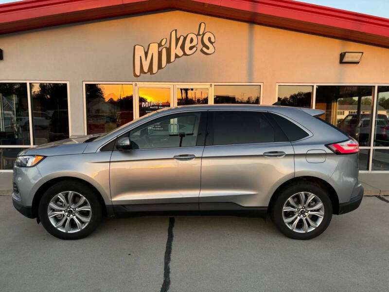 2024 Ford Edge Titanium