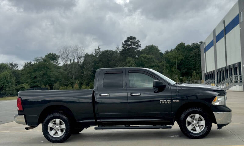 2018 RAM 1500 SLT