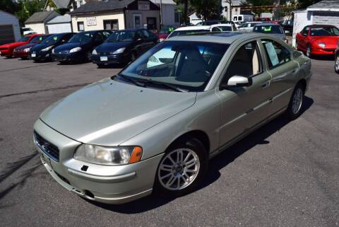 2005 Volvo S60 for sale at Ulrich Motor Co in Minneapolis MN