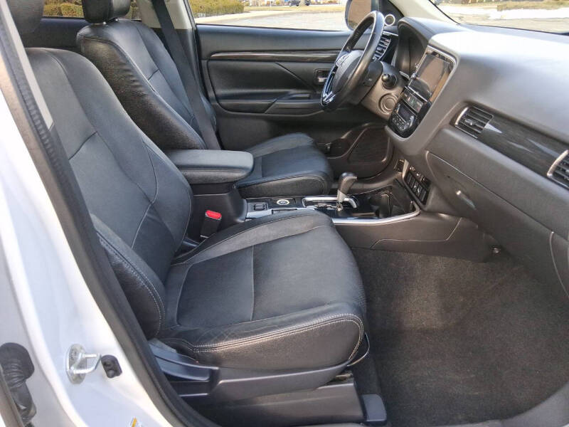 2017 Mitsubishi Outlander SEL