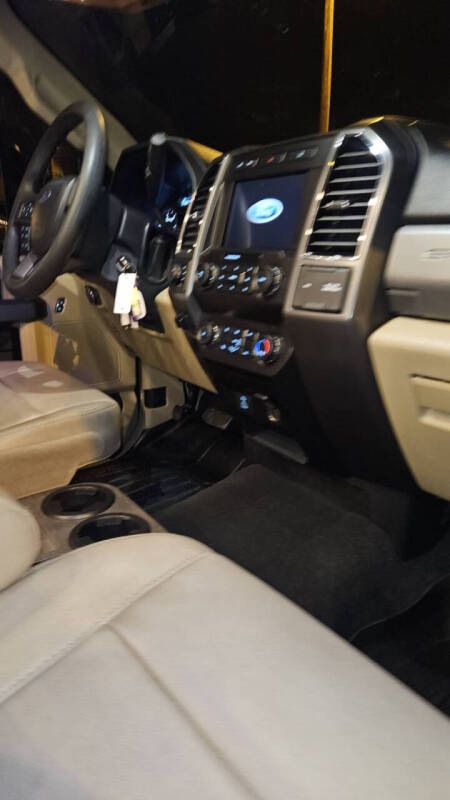 2021 Thor Motor Coach Magnitude