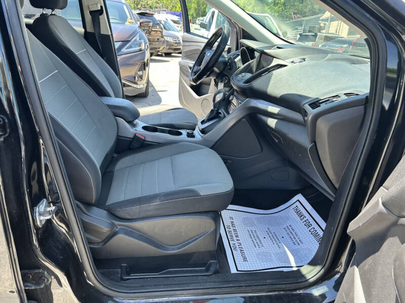 2015 Ford Escape SE