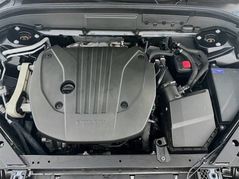 2023 Volvo XC60 B5 Core