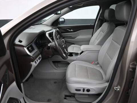 2022 GMC Acadia SLT