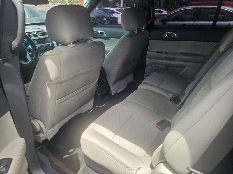 2013 Ford Explorer