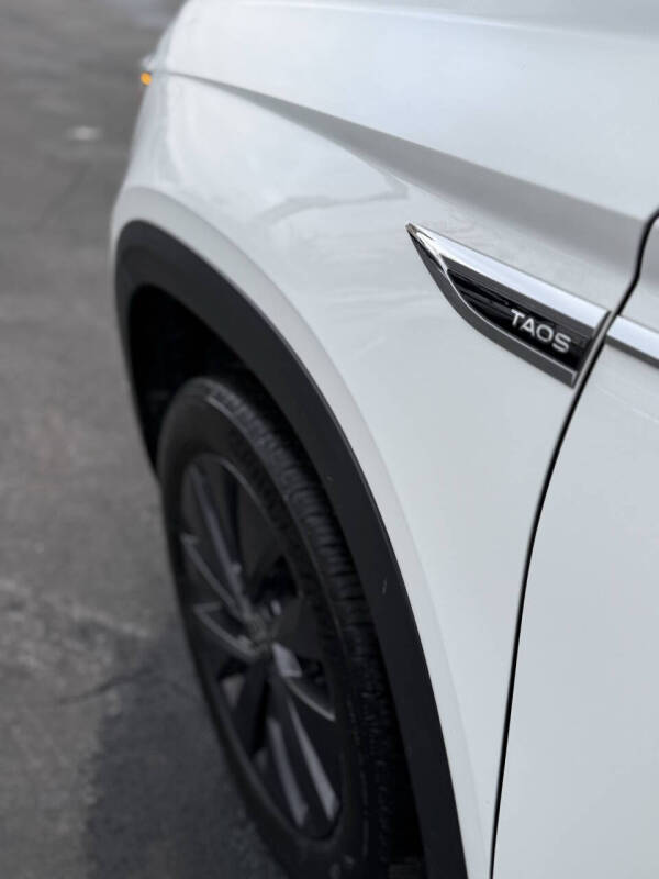 2024 Volkswagen Taos S