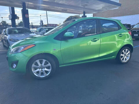 2013 Mazda MAZDA2 Touring