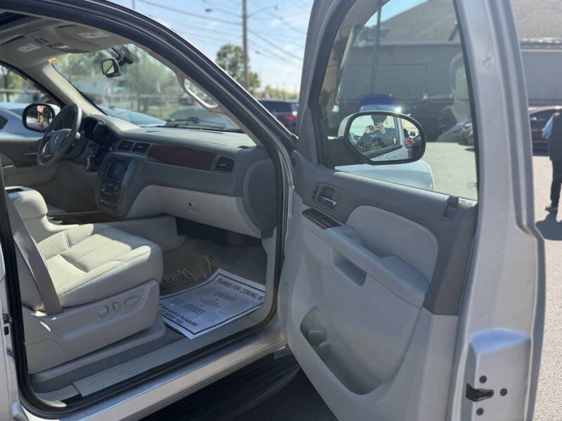 2011 GMC Yukon SLT