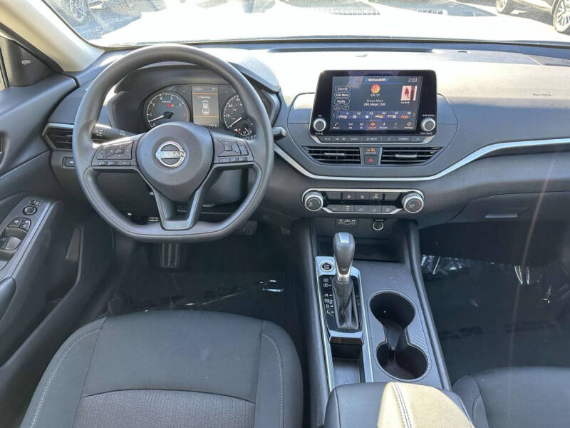 Used 2025 Nissan Altima S with VIN 1N4BL4BV4SN319042 for sale in Hagerstown, MD