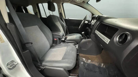 2016 Jeep Compass Sport