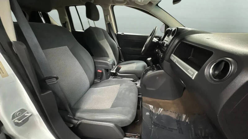 2016 Jeep Compass Sport