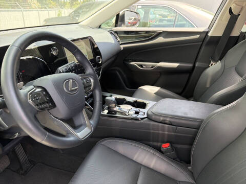 2025 Lexus NX 350h