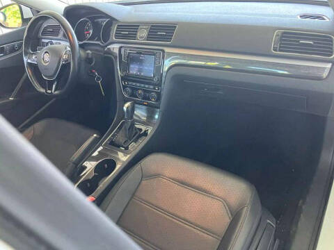 2016 Volkswagen Passat