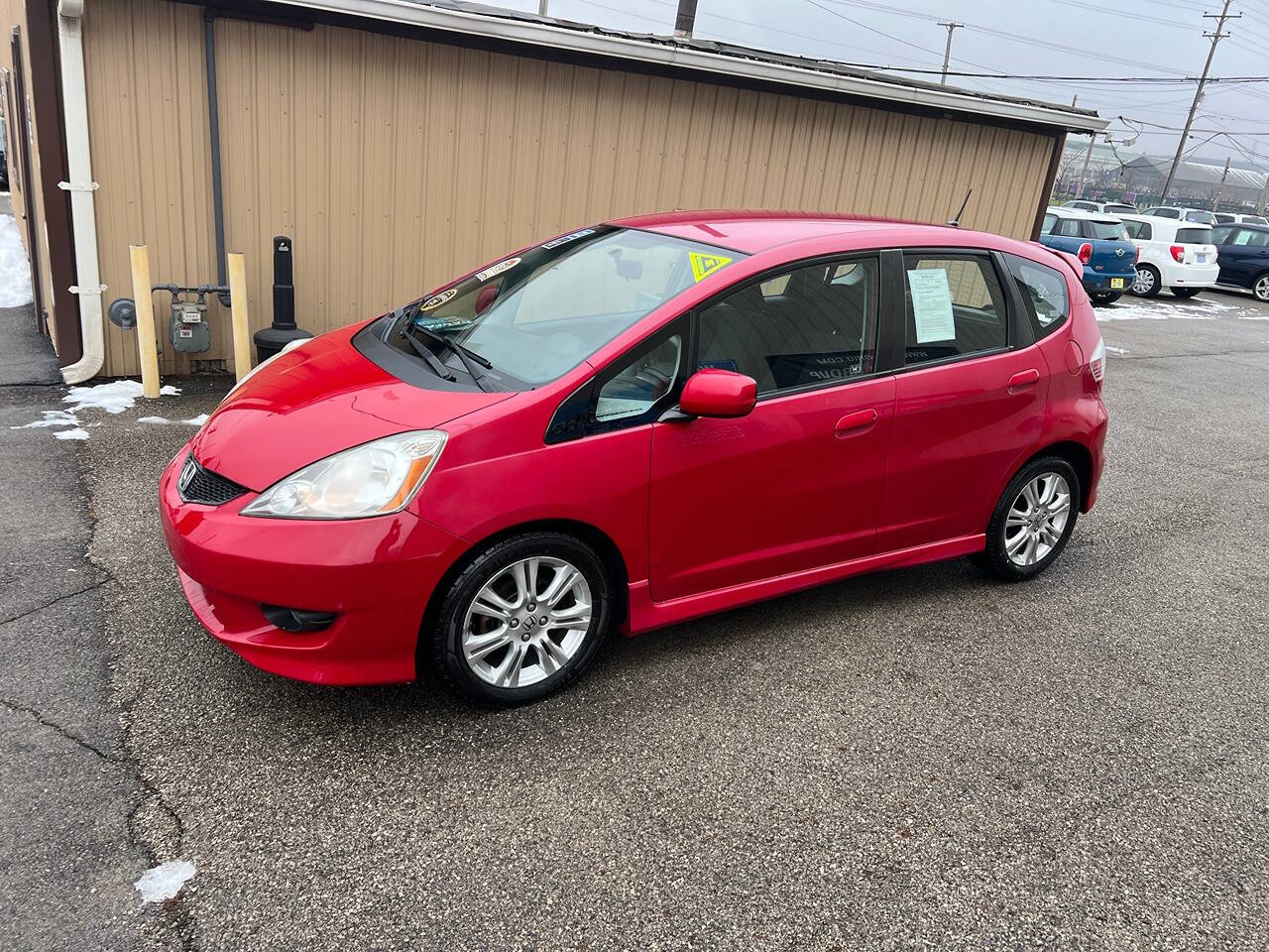 2009 Honda Fit for sale at BNM AUTO GROUP in GIRARD, OH