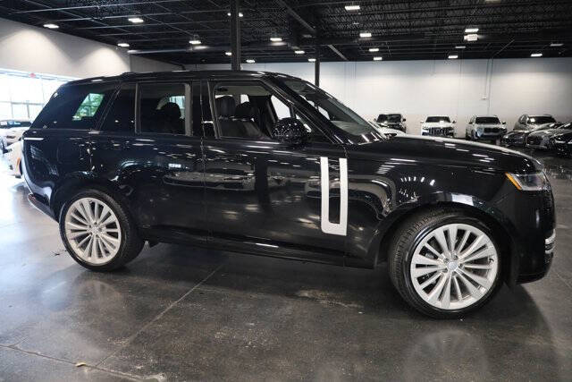 2023 Land Rover Range Rover P530 First Edition