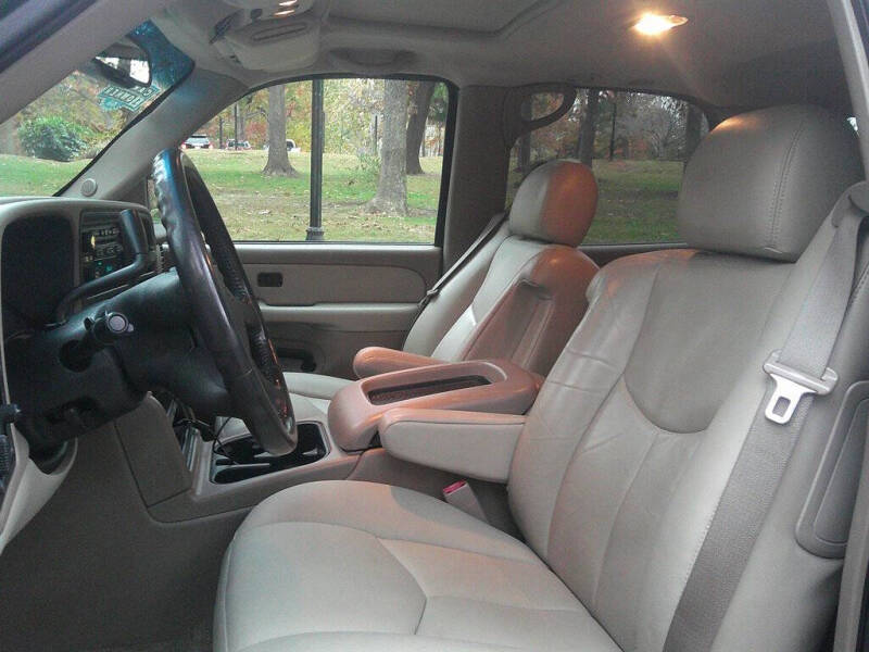 2003 Chevrolet Tahoe LS