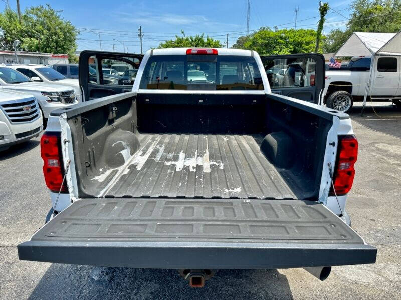 2015 Chevrolet Silverado 2500HD  - $30,995
