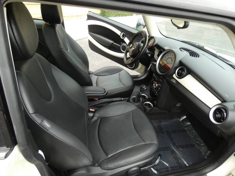 2013 MINI Hardtop Cooper