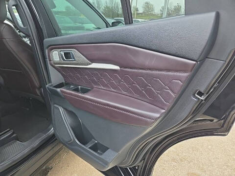 2025 Ford Explorer Platinum