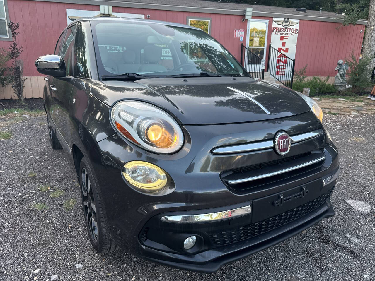 2019 FIAT 500L Lounge 4dr Hatchback's photo