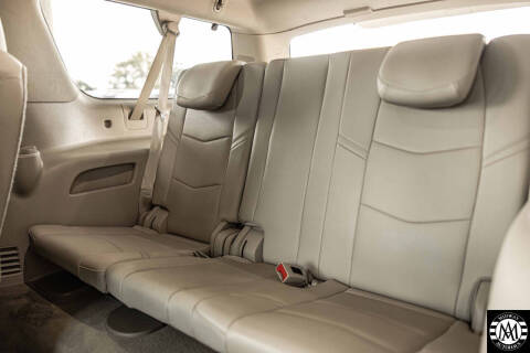 2018 Cadillac Escalade ESV Luxury