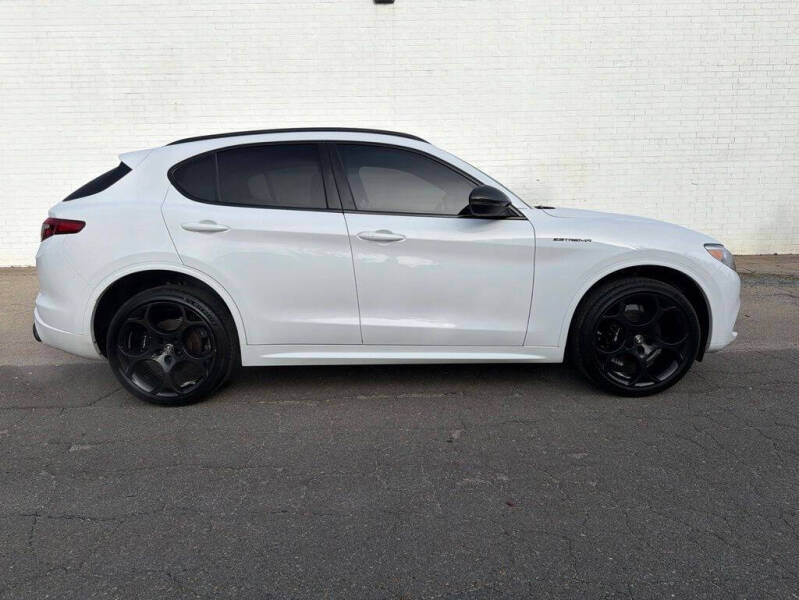2023 Alfa Romeo Stelvio Veloce
