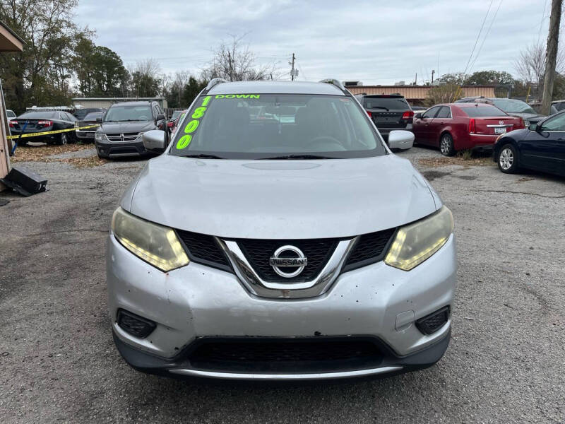 Nissan Rogue's photo