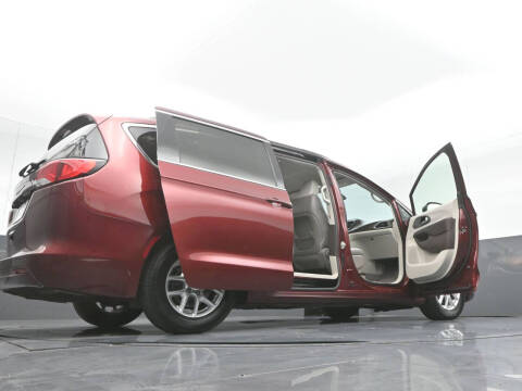 2020 Chrysler Voyager LXi