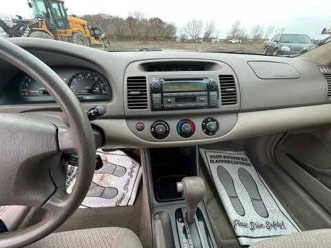 2003 Toyota Camry LE