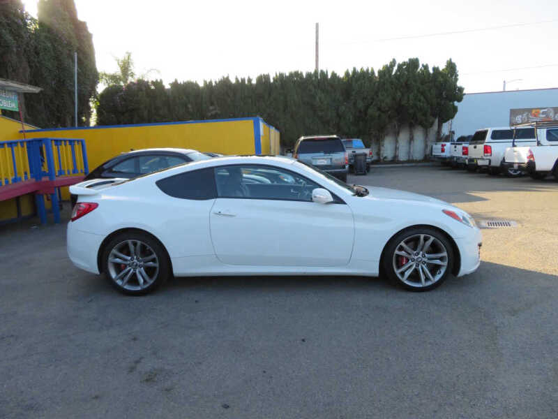 2010 Hyundai Genesis Coupe