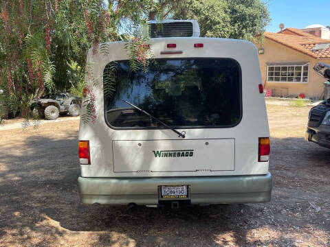 2002 Winnebago Rialta