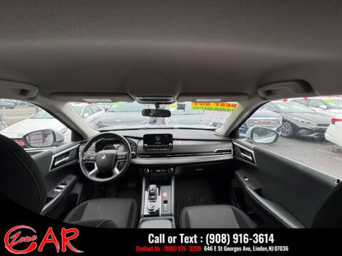 2024 Mitsubishi Outlander ES