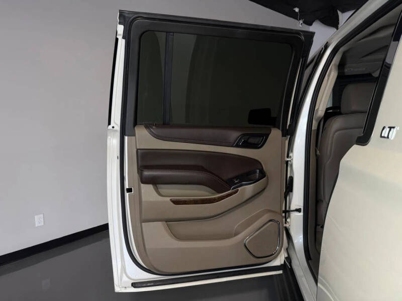 2015 Chevrolet Suburban LT