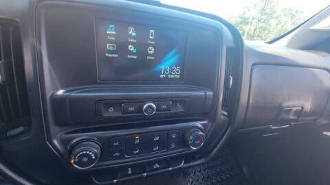 2018 Chevrolet Silverado 1500 Custom