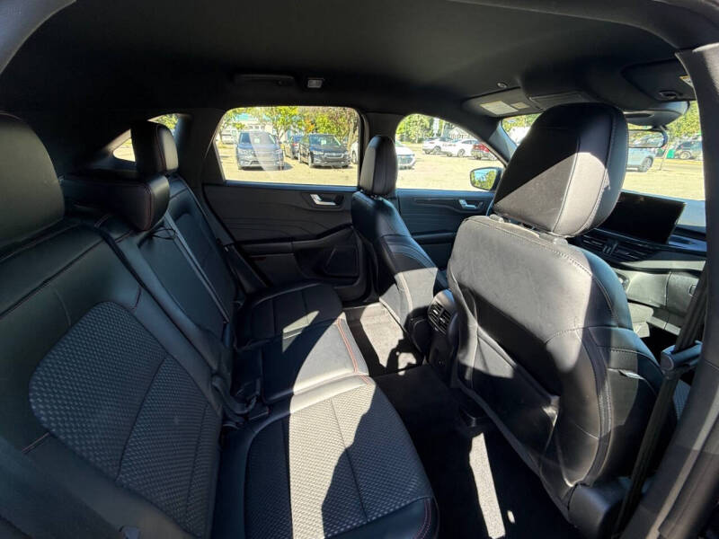 2023 Ford Escape ST-Line