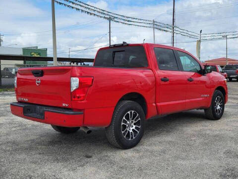 2023 Nissan Titan