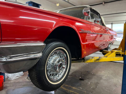 1964 Ford Thunderbird