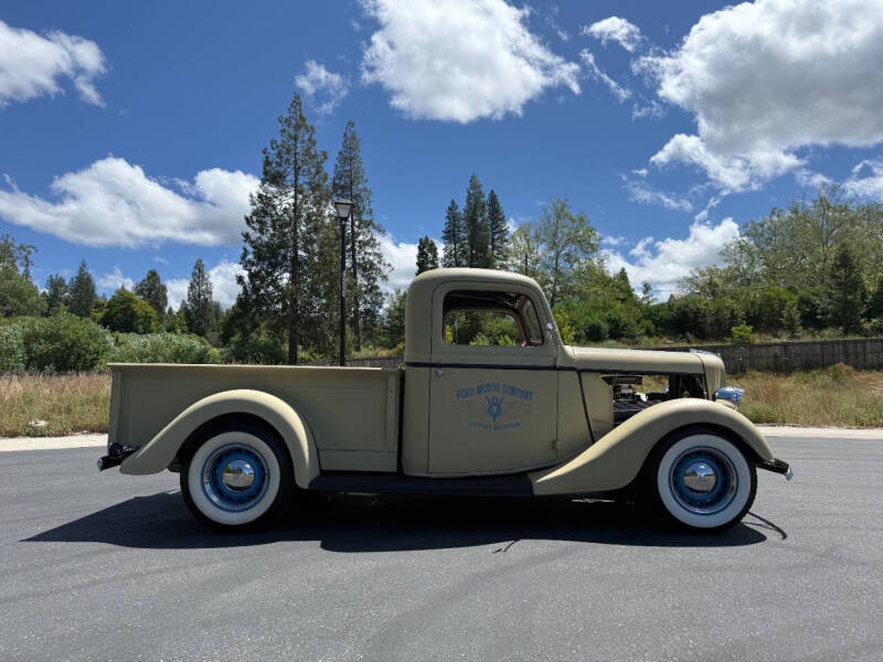 1936 Ford Model 67