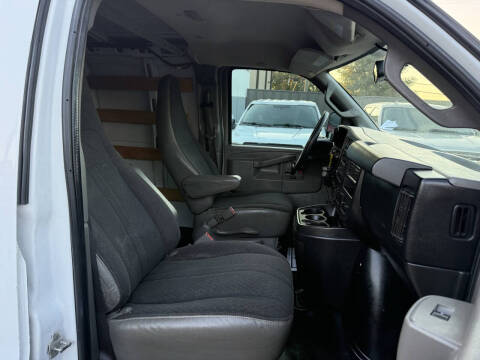 2018 GMC Savana 2500