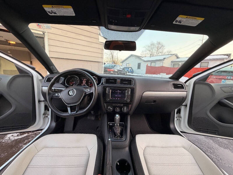 2016 Volkswagen Jetta 1.8T Sport