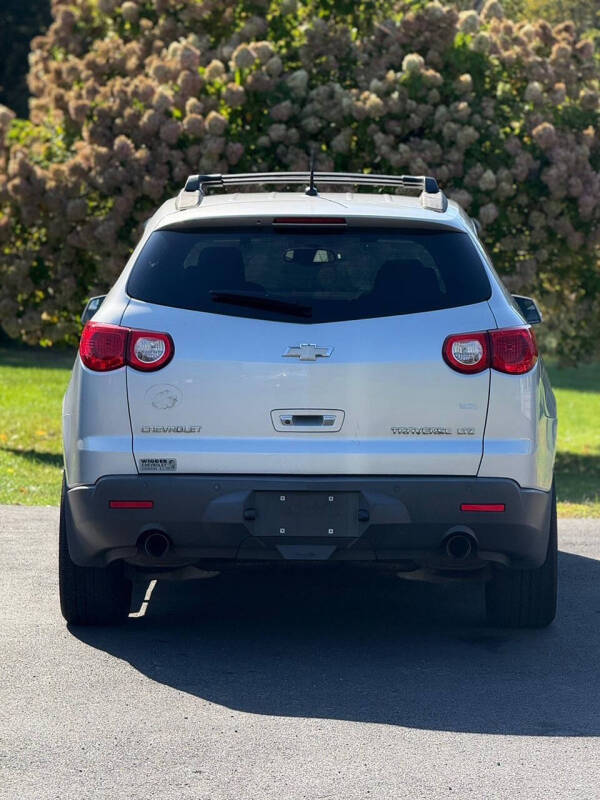 2009 Chevrolet Traverse LTZ
