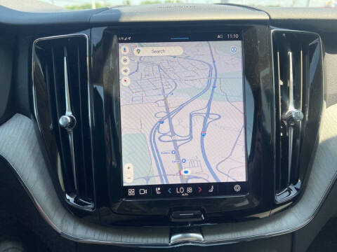 2025 Volvo XC60 T8 Plus Dark Theme