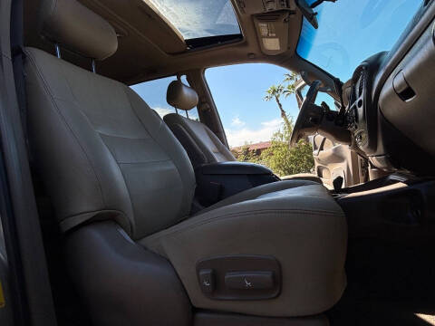 2002 Toyota Sequoia SR5